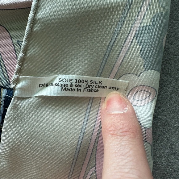 Vintage Venice Simplon Orient Express Floral 100% Silk Scarf in Pink and Sage - Picture 4 of 6